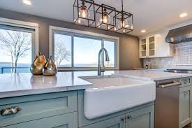 farmhouse sink