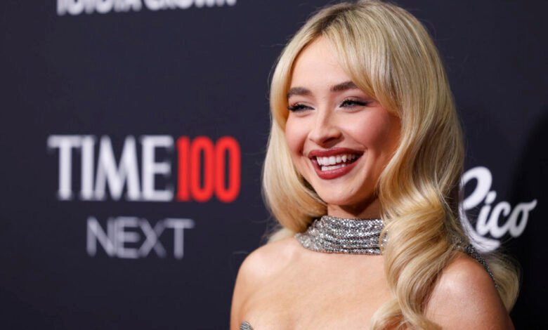 Sabrina Carpenter Height and Weight